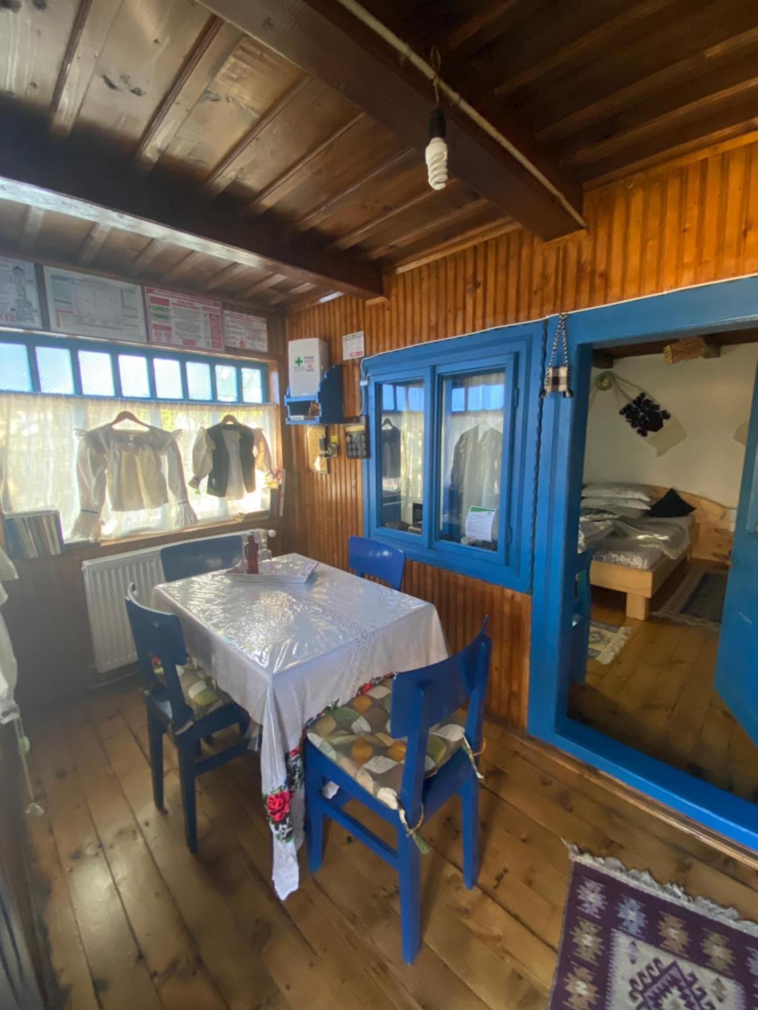 Casuta Tivadar Hotel Breb Luaran gambar